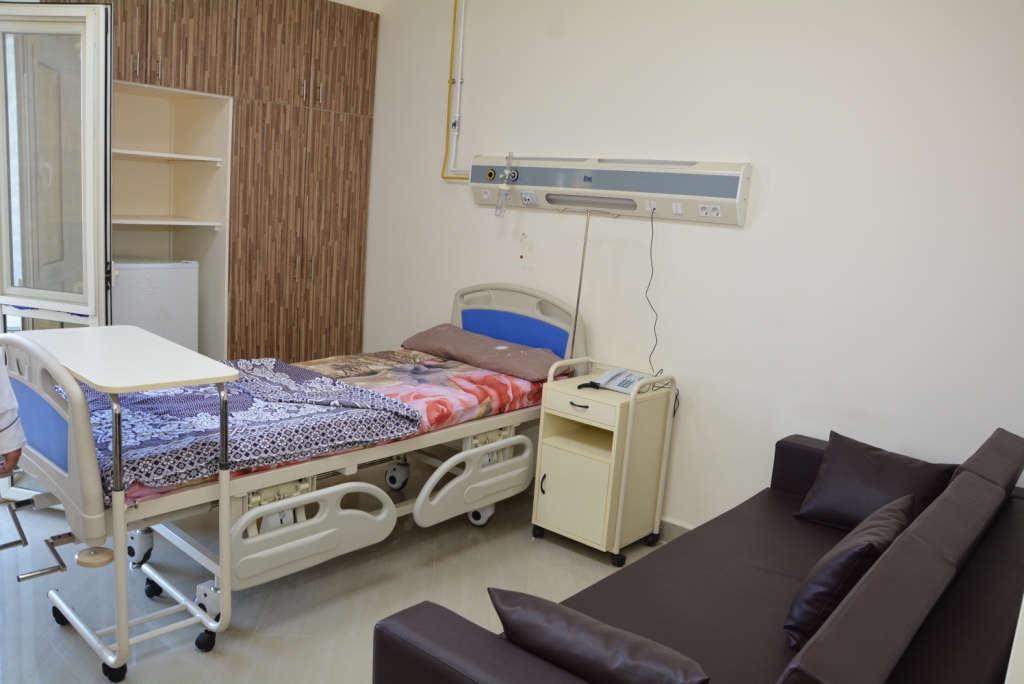 3- حجرة تلقي العلاج داخل المستشفيات الجامعية
