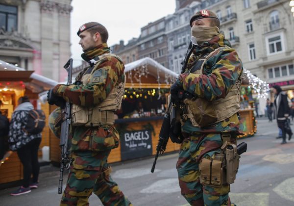 الجيش في بلجيكا (1)