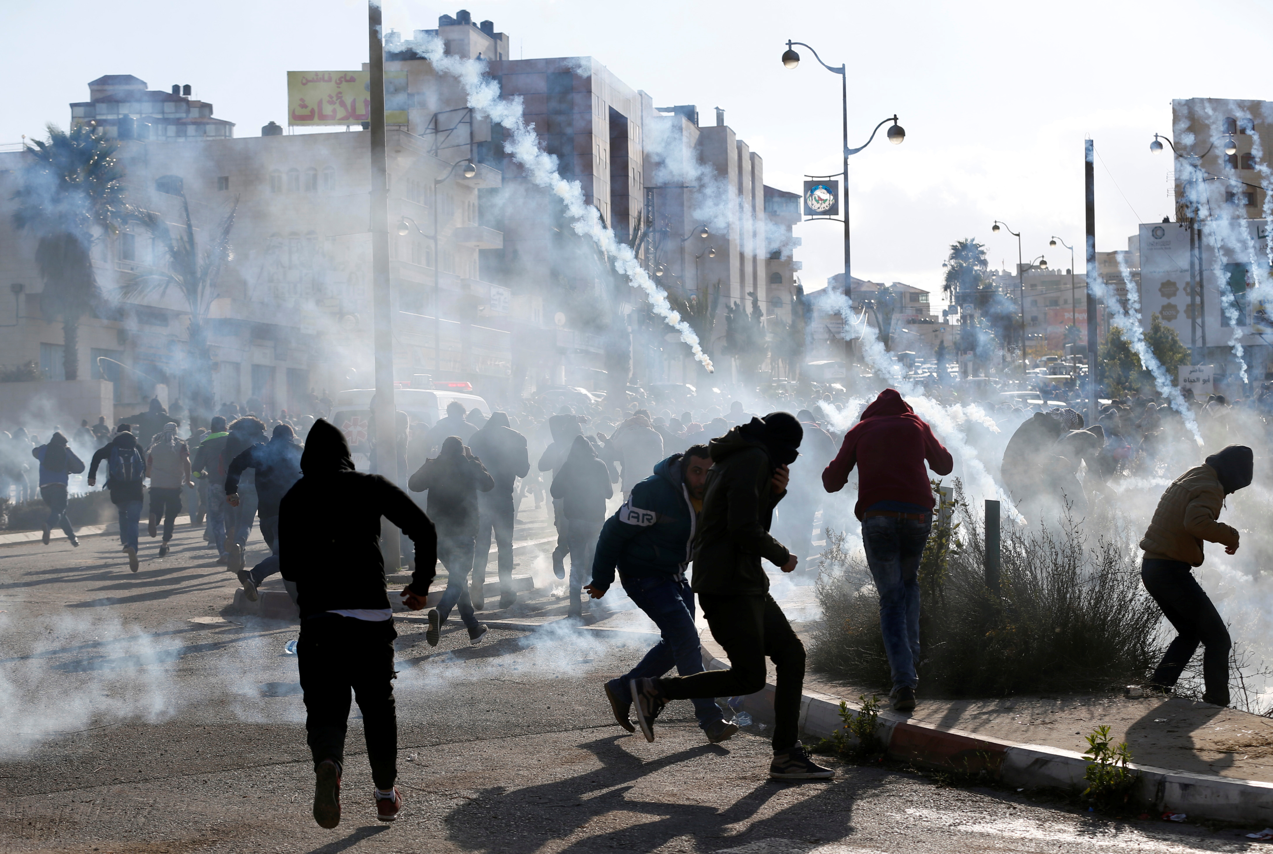 اشتباكات عنيفة بين قوات الاحتلال والفسطينين