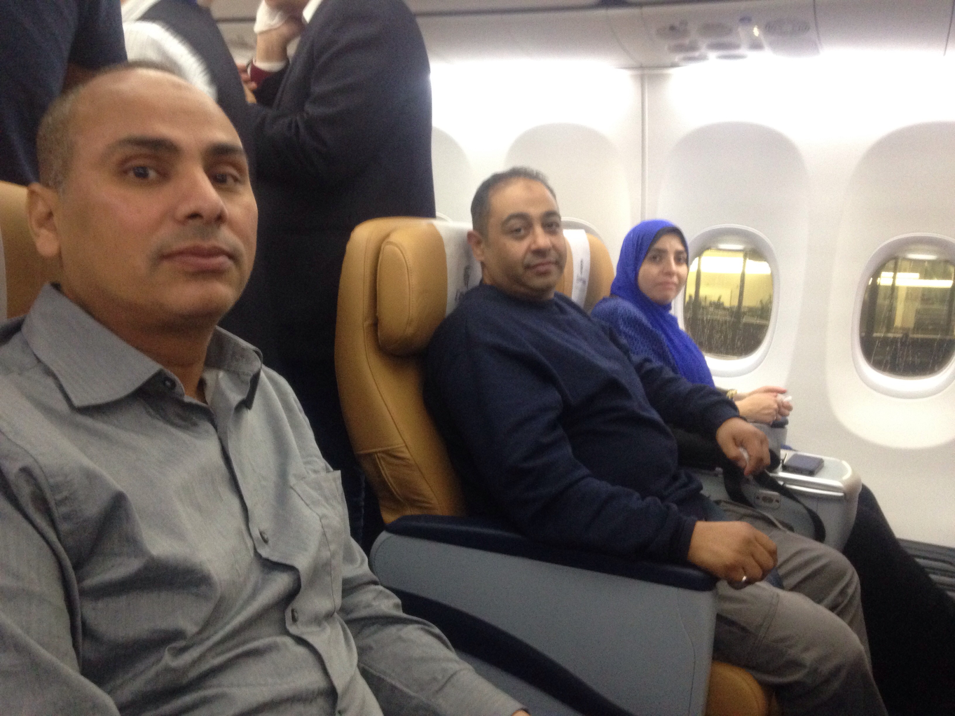 اقلاع طائرة مصرللطيران الجديدة من مطار مصنع بوينج قادمة إلي القاهرة (1)