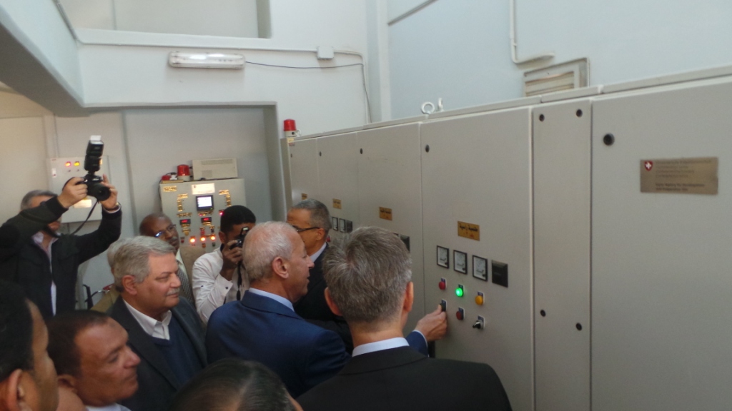              أجهزة التشغيل