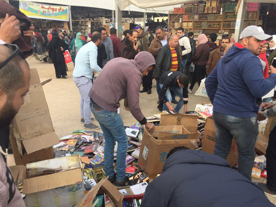 7-مشاجرة-بمعرض-الكتاب