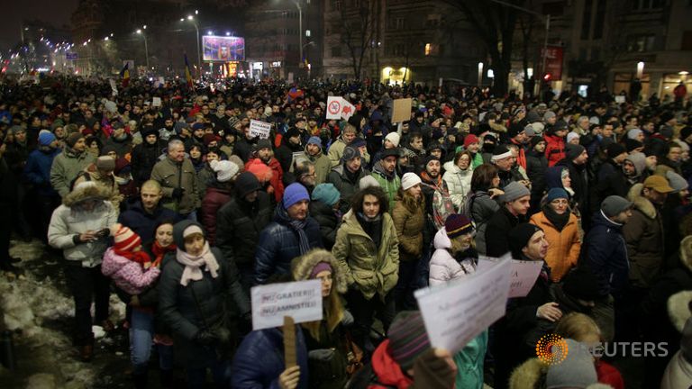مظاهرات فى رومانيا ضد الحكومة
