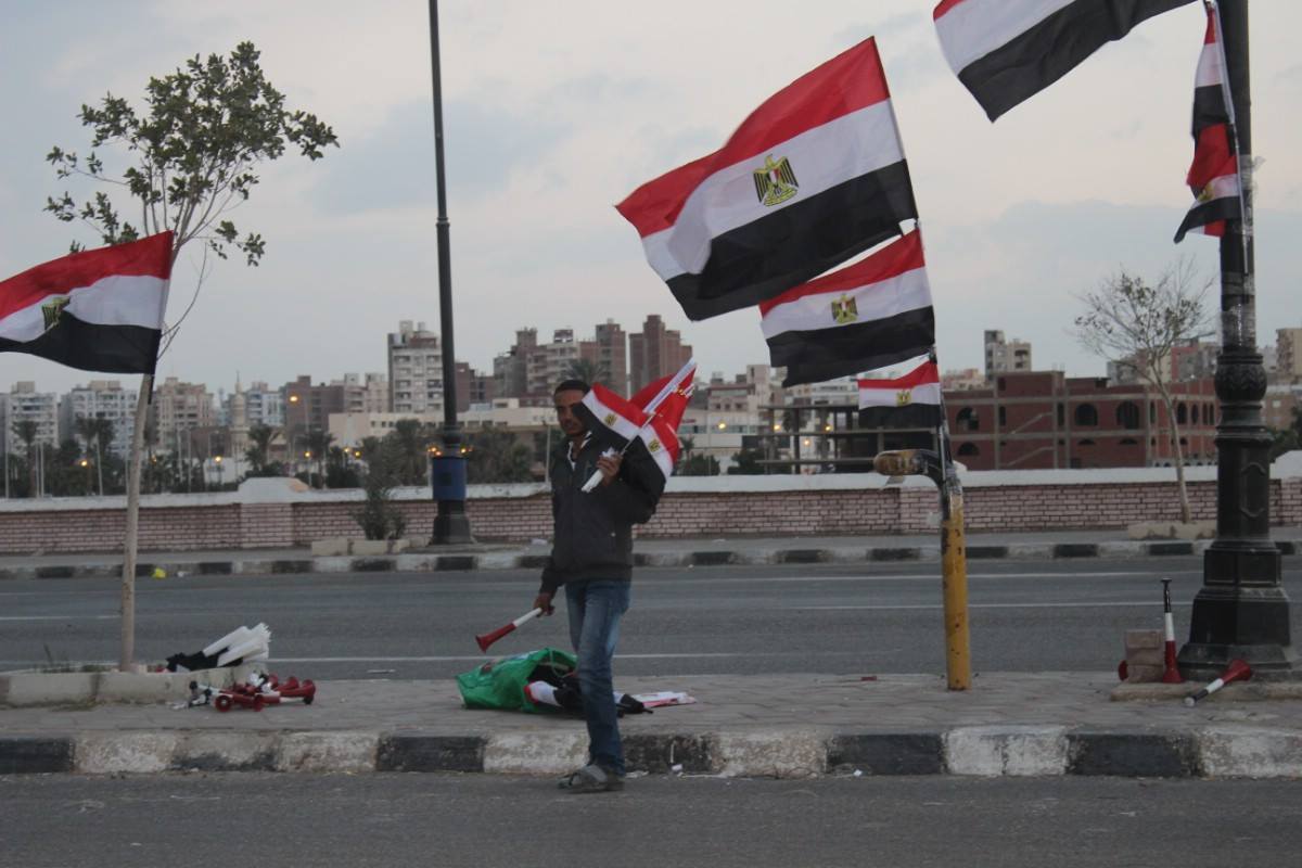 اعلام منتخب مصر فى شوارع السويس (3)