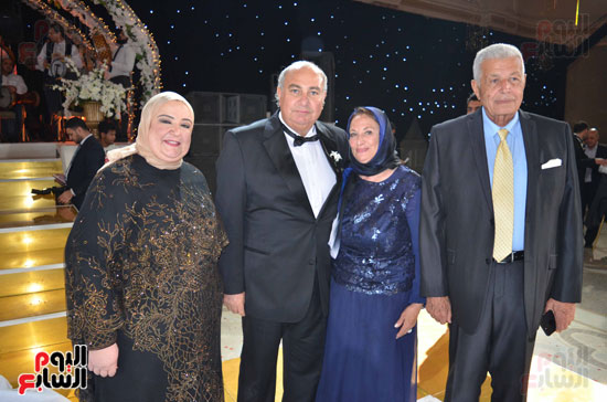 صافيناز وبوسى تشعلان حفل زفاف ابن شقيقة الإعلامية سهير شلبى (25)