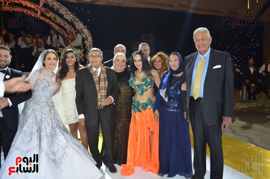 صافيناز وبوسى تشعلان حفل زفاف ابن شقيقة الإعلامية سهير شلبى (28)