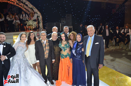 صافيناز وبوسى تشعلان حفل زفاف ابن شقيقة الإعلامية سهير شلبى (27)