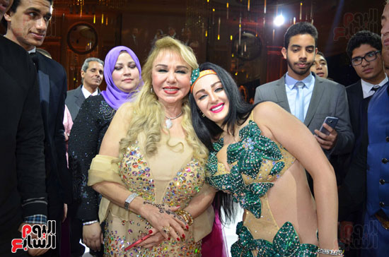 صافيناز وبوسى تشعلان حفل زفاف ابن شقيقة الإعلامية سهير شلبى (32)