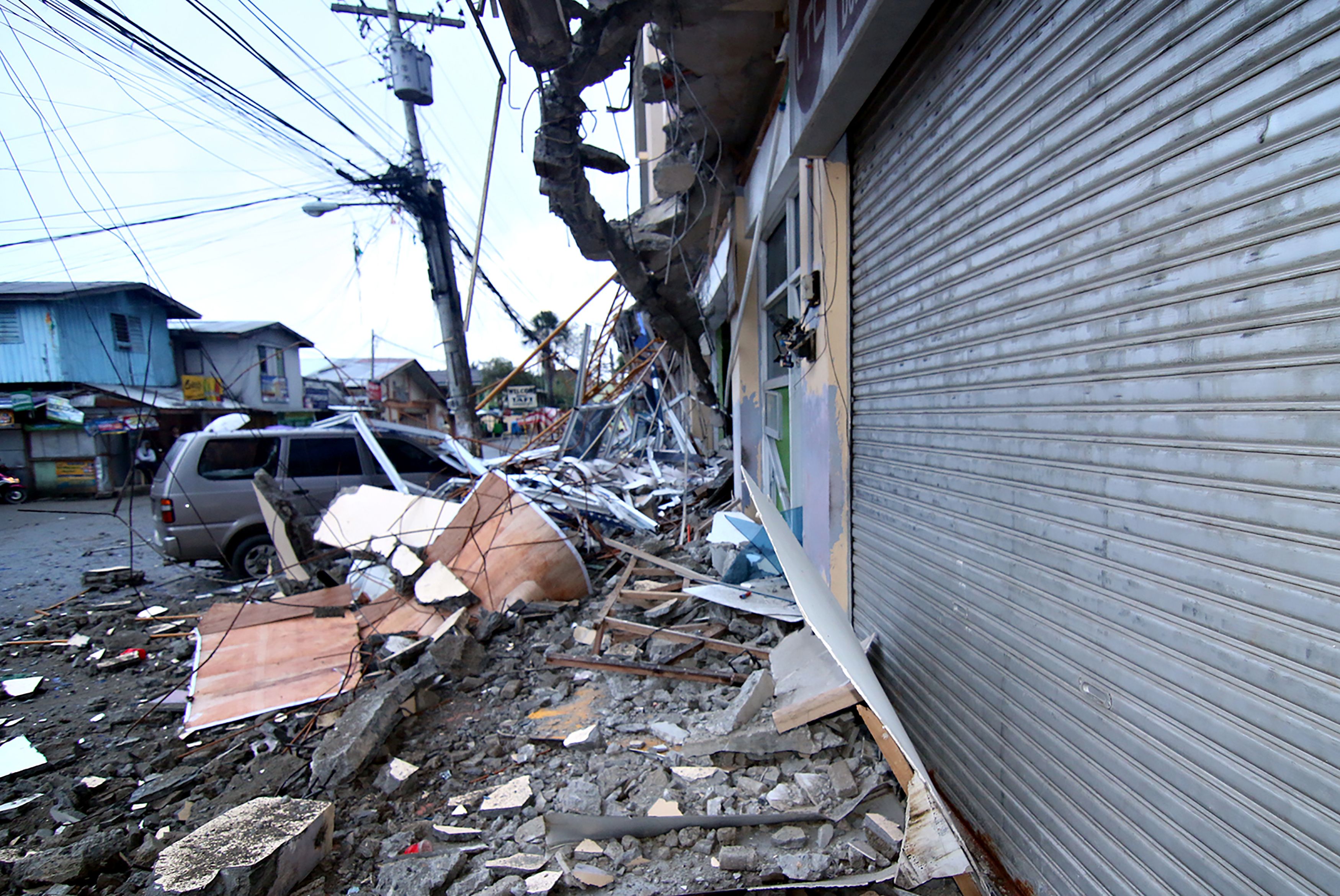 زلزال الفلبين (5)