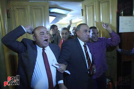 عبد المحسن سلامة يتقدم باوراق ترشحه نقيبا للصحفيين (10)