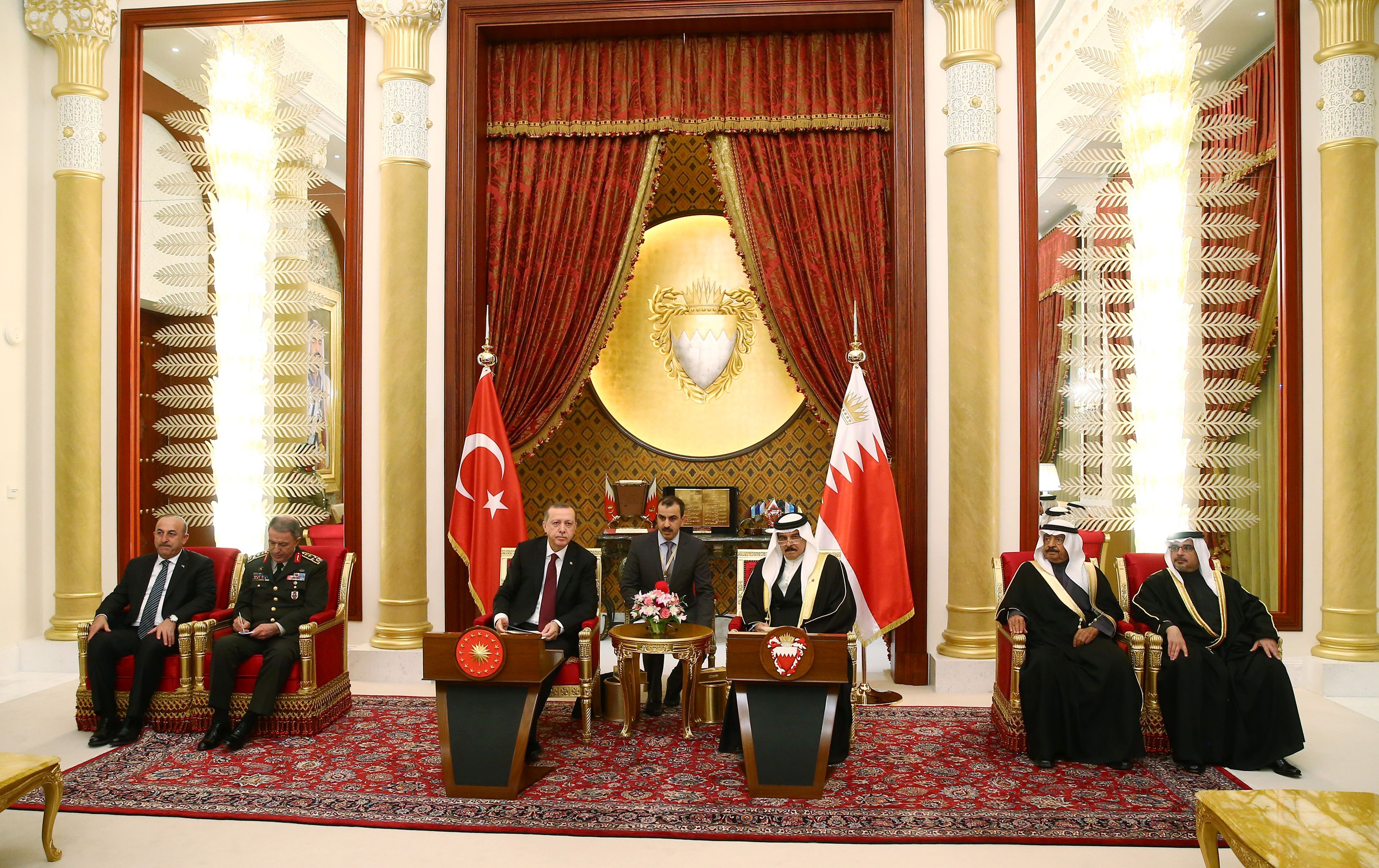 رئيس  تركيا ونظيره البحريني