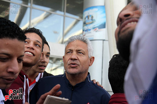 وصول بعثه الزمالك مطار القاهرة (11)
