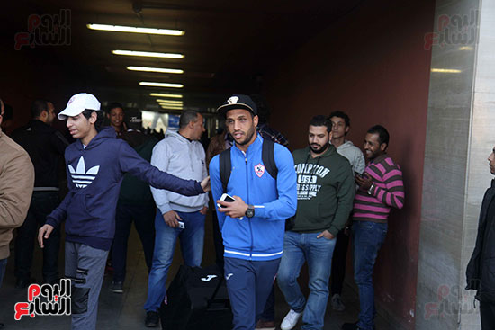 وصول بعثه الزمالك مطار القاهرة (27)