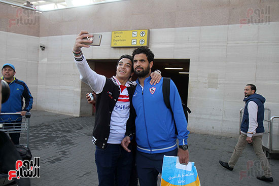 وصول بعثه الزمالك مطار القاهرة (2)