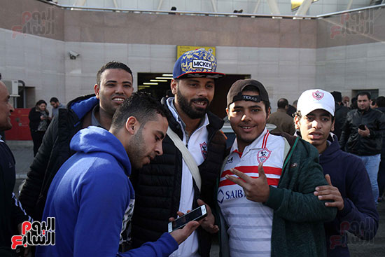 وصول بعثه الزمالك مطار القاهرة (14)