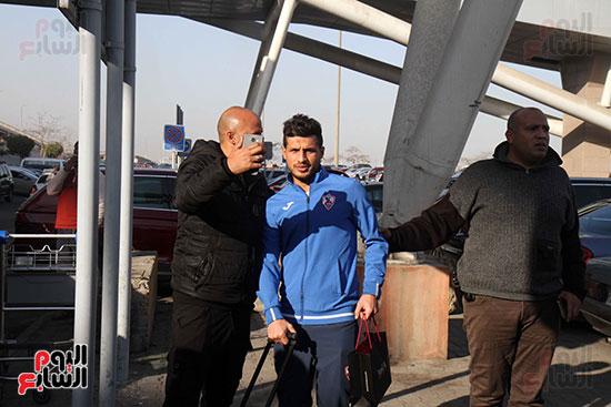 وصول بعثه الزمالك مطار القاهرة (16)