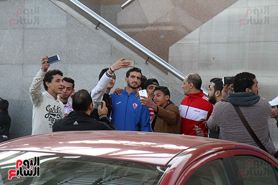 وصول بعثه الزمالك مطار القاهرة (38)