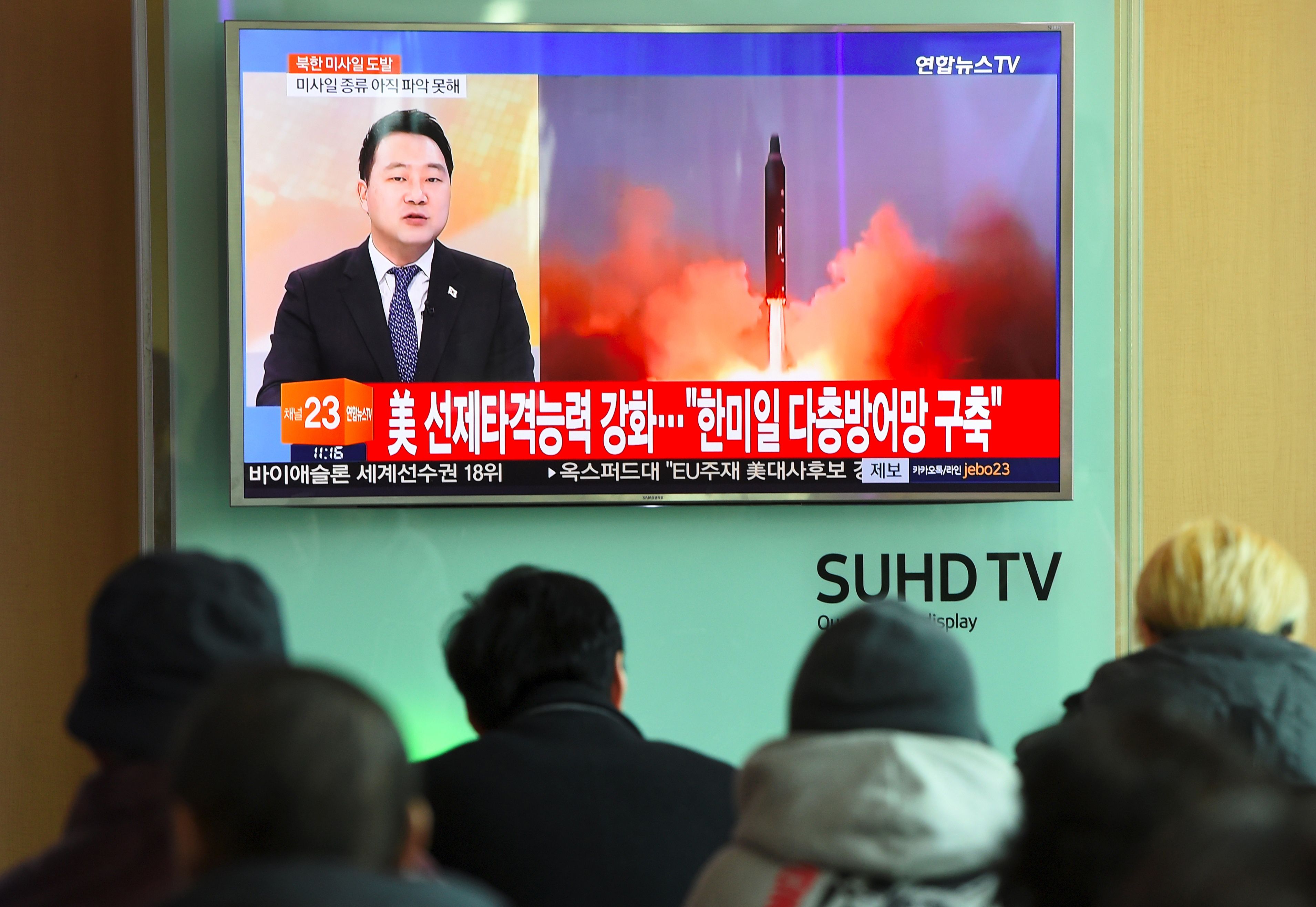 لحظة انطلاق صاروخ كوريا الشمالية