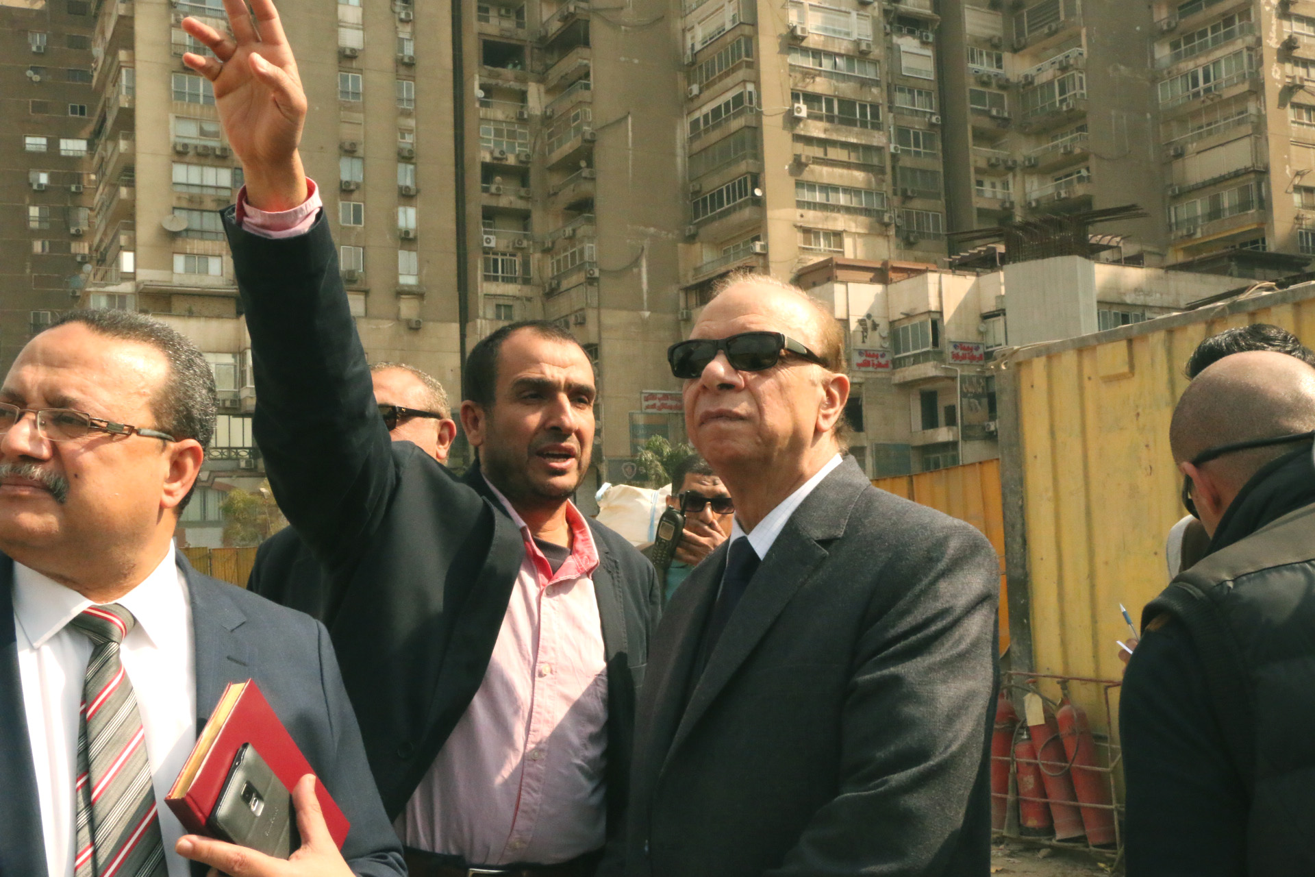 محافظ القاهرة يتفقد محور روض الفرج (2)