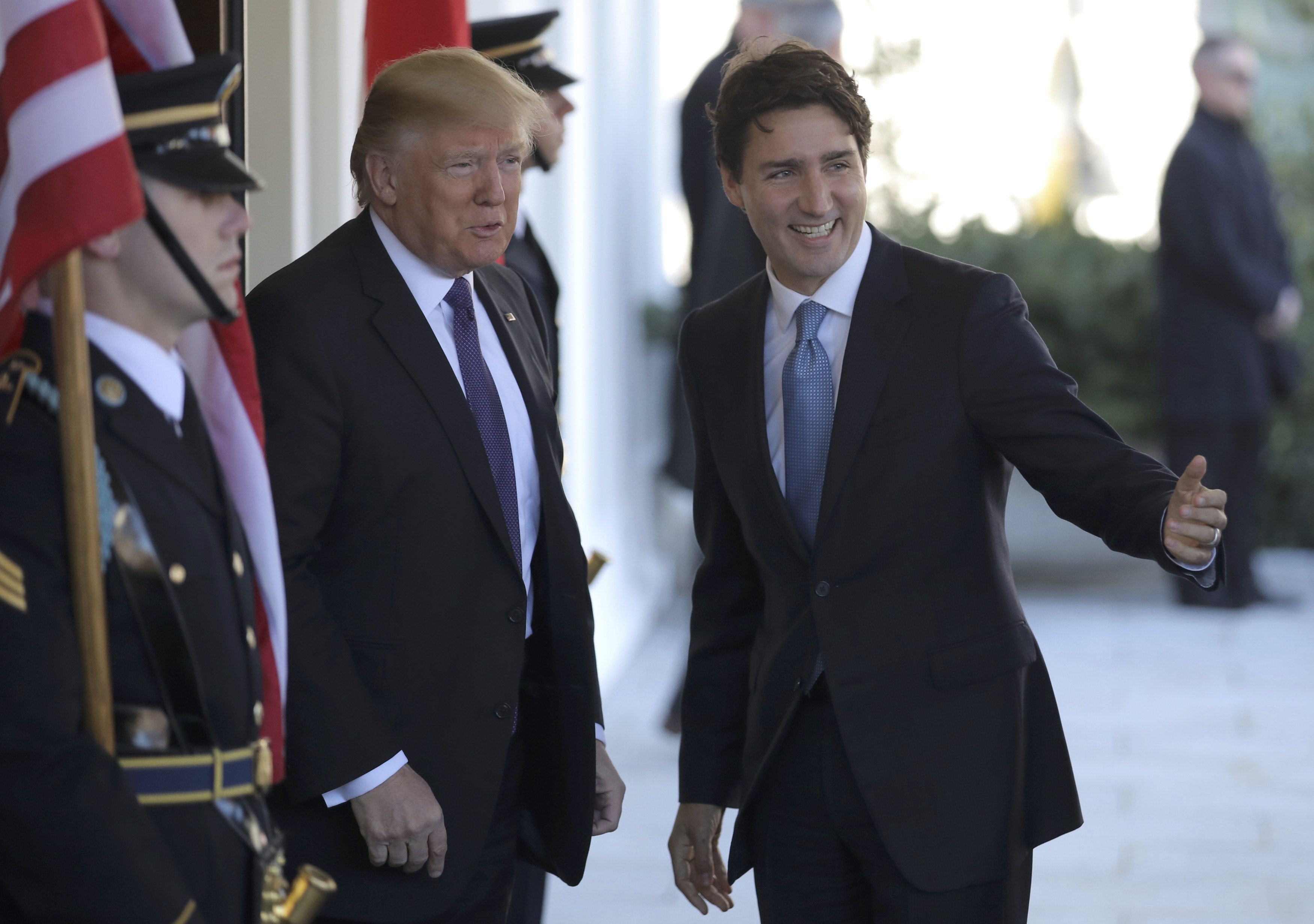 ترامب يستقبل رئيس الوزراء الكندي