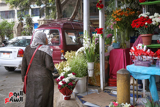 محلات الورد تستعد لعيد الحب