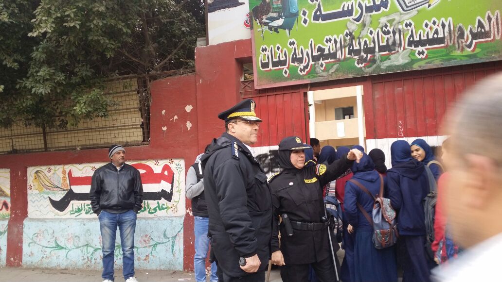 حملة الشرطة النسائية على المدارس لمكافحة التحرش (1)