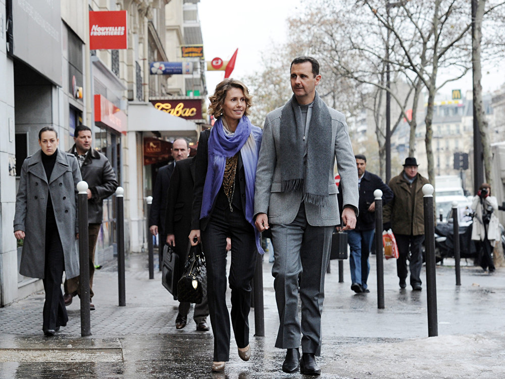 الرئيس السوري بشار الأسد برفقة زوجته أسماء الأسد