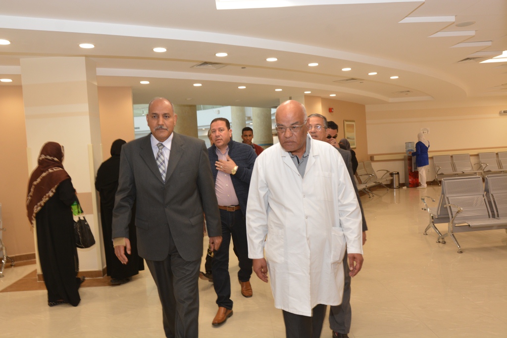 اللواء عمر ناصر يؤكد علي دعم الداخلية للعلاج المجاني للمرضي