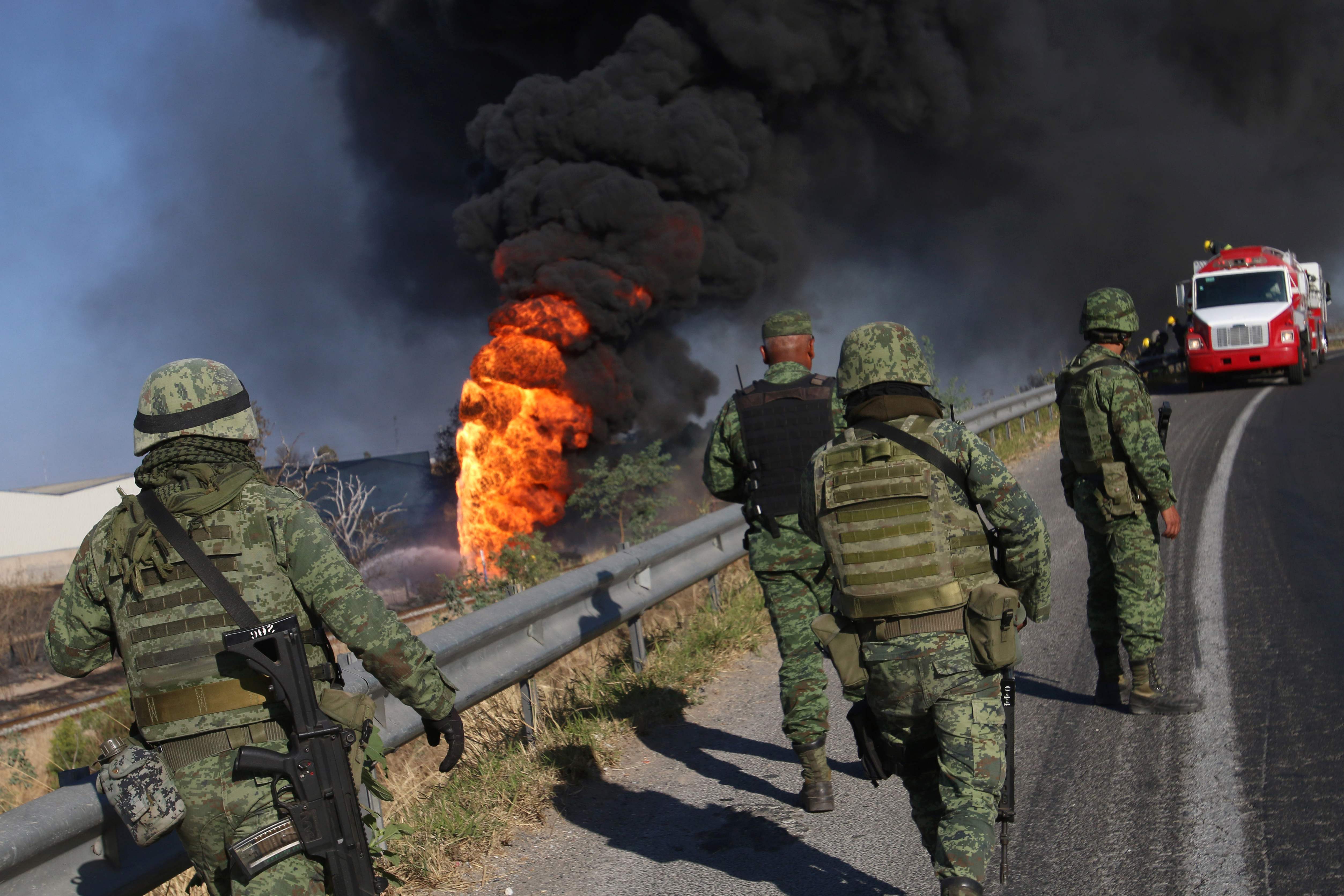 انفجار خط غاز في المكسيك (5)