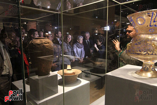  وزير الآثار يفتتح متحف الحضارة جزئيا بحضور مدير عام اليونسكو (13)