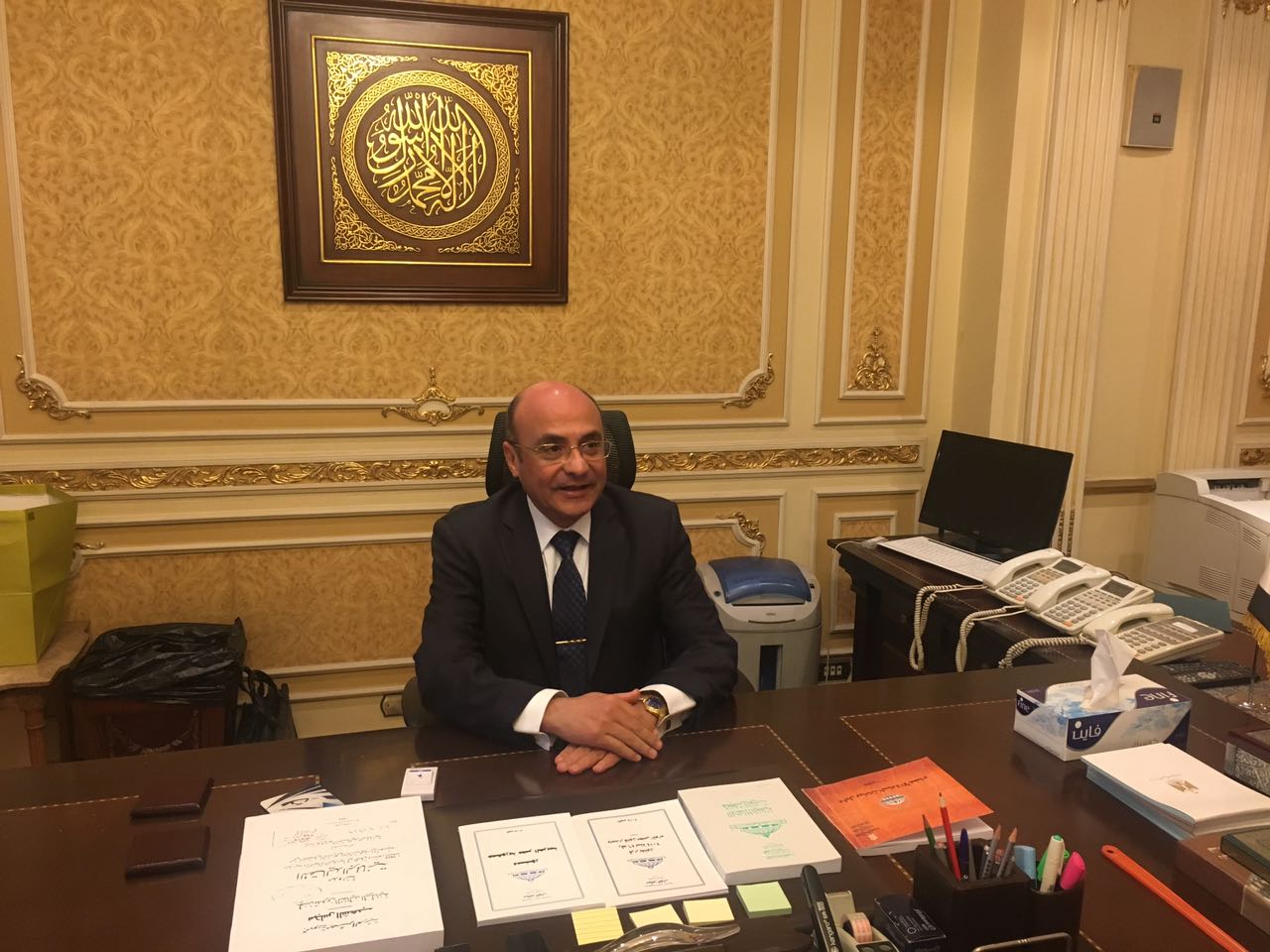 2 لمستشار عٌمر مروان وزير مجلس النواب يصل مقر مكتبه في مجلس النواب
