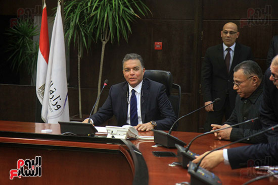 هشام عرفات وزير النقل الجديد (3)