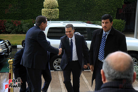 الوزراء الجدد يبدأون مباشرة مهام عملهم فور حلف اليمين الدستورية (4)