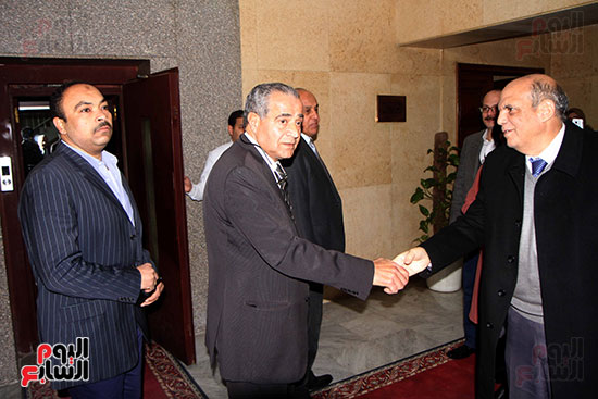 الوزراء الجدد يبدأون مباشرة مهام عملهم فور حلف اليمين الدستورية (5)