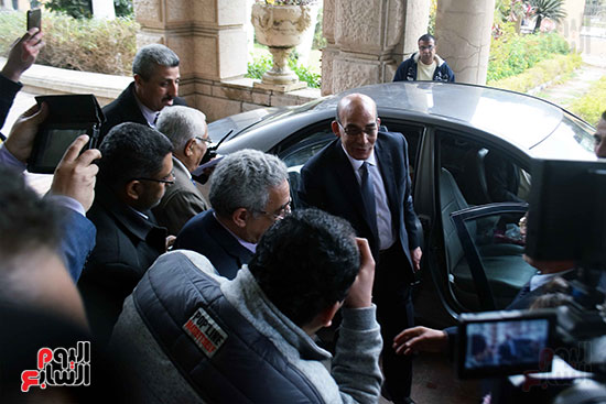 الوزراء الجدد يبدأون مباشرة مهام عملهم فور حلف اليمين الدستورية (9)