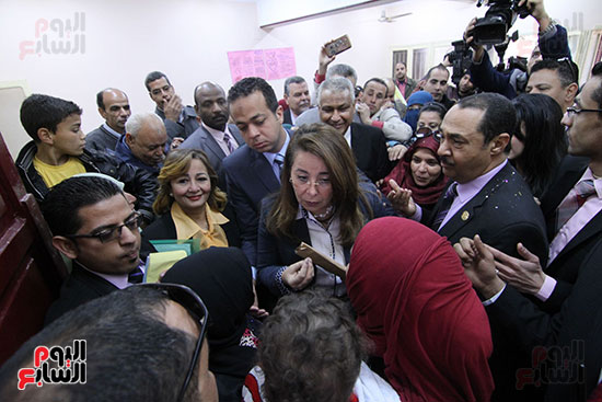 وزيرة التضامن تفتتح وحدة ميدوم الاجتماعية ببنى سويف (7)
