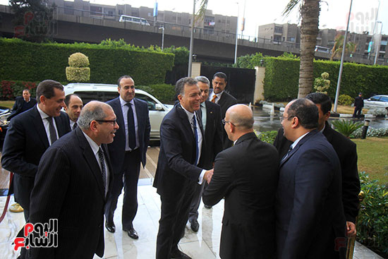 الوزراء الجدد يبدأون مباشرة مهام عملهم فور حلف اليمين الدستورية (24)