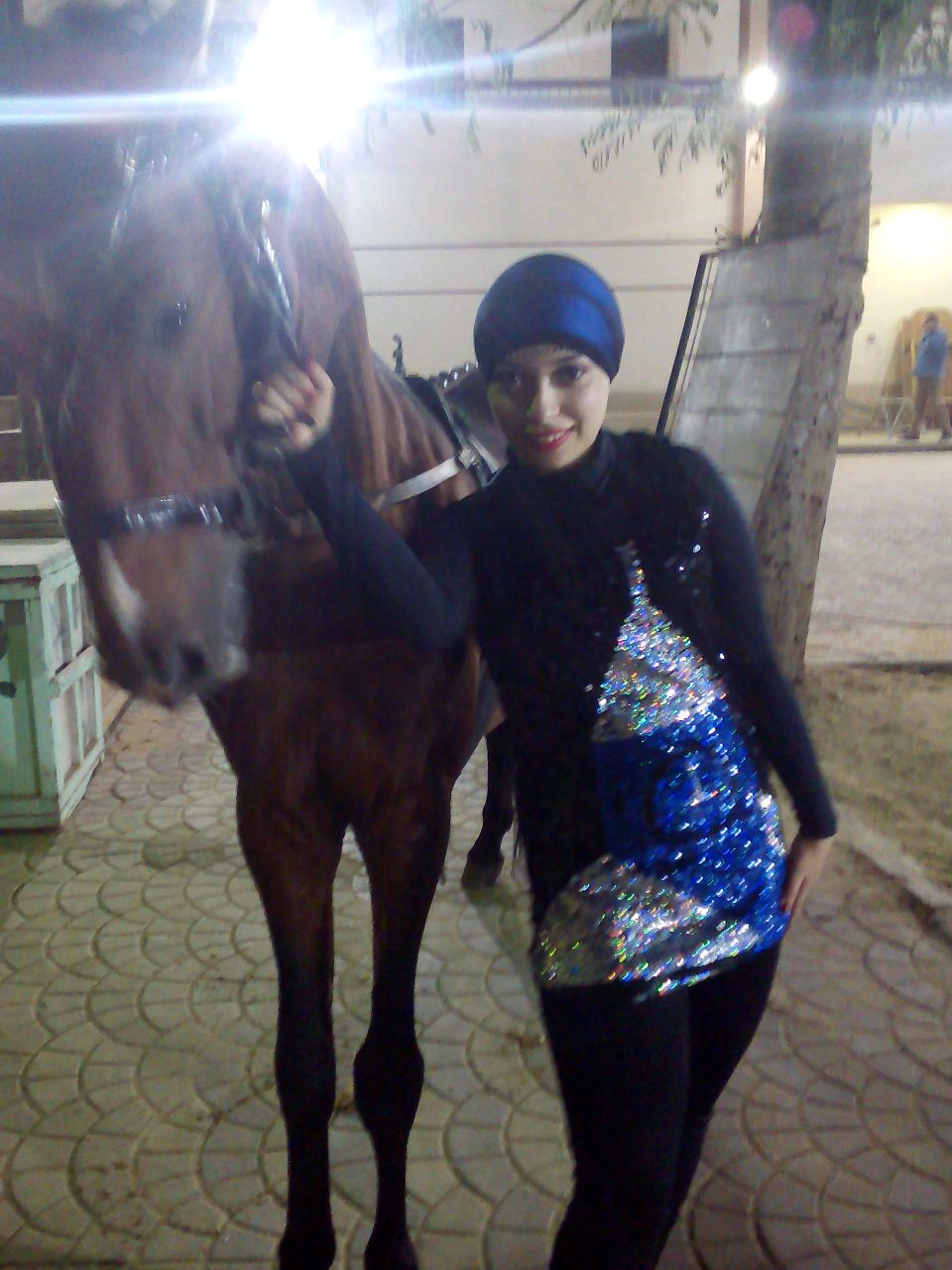 كاميليا مع حصانها