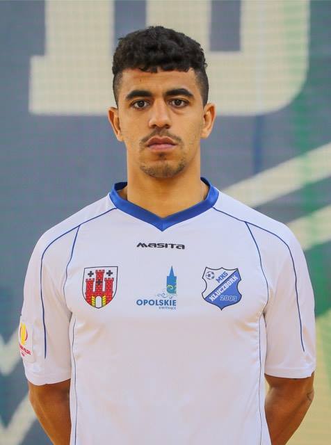 محمد عصام بقميص فريقه الجديد