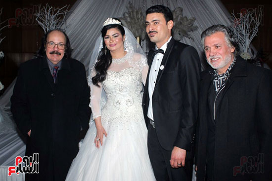 طلعت-زكريا-وناصر-سيف-مع-العروسين