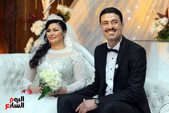 العروسين-نادية-حسني-وهشام-عتمان