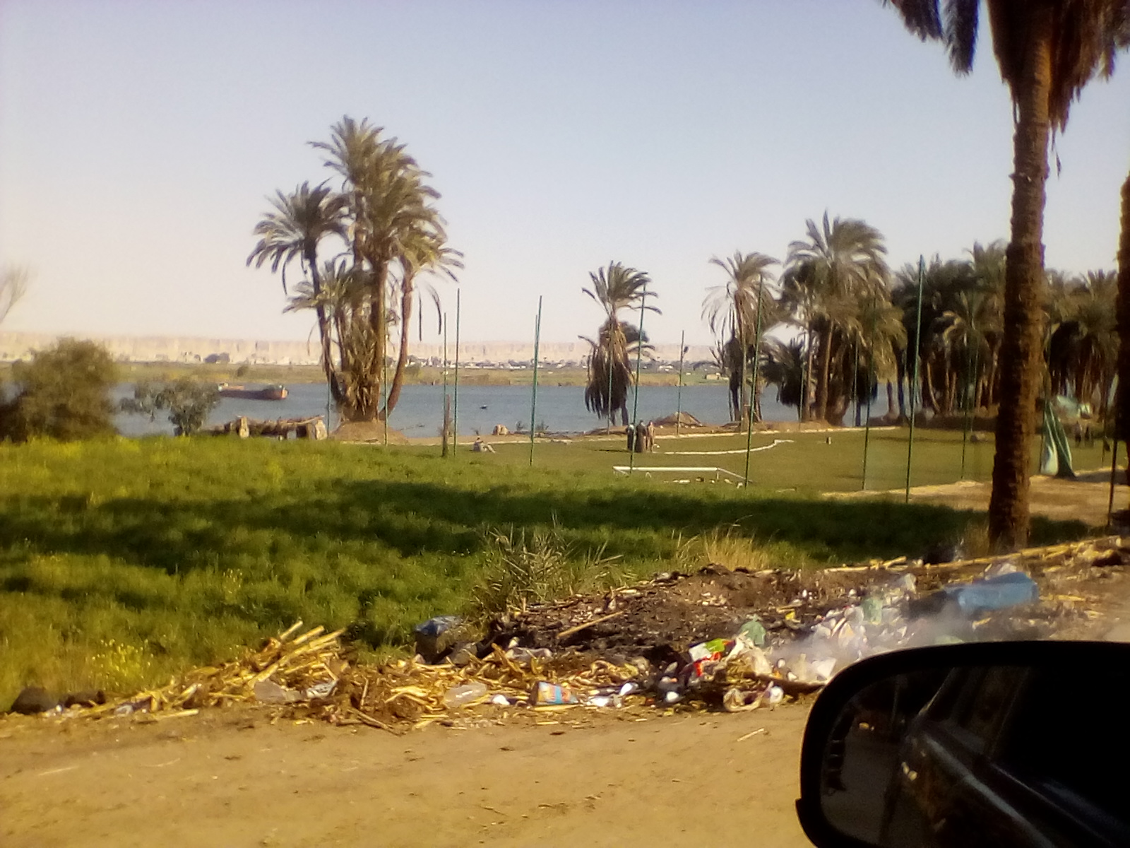التعديات علي النيل 10