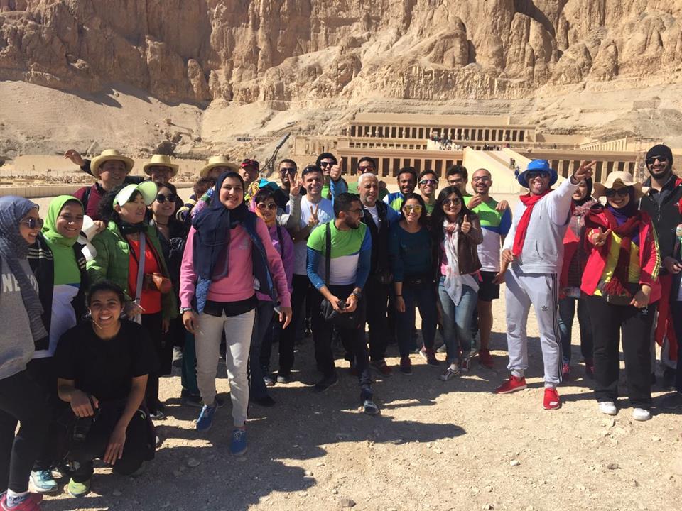 3- جانب من زيارات المشاركين بالماراثون لمعابد الاقصر 3- جانب من زيارات المشاركين بالماراثون لمعابد الاقصر