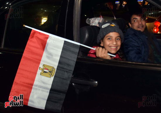 فرحة مصر الألاف فى شوارع القاهرة والجيزة يحتفلون بفوز المنتخب على بوركينا فاسو (12)