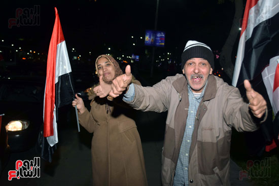 فرحة مصر الألاف فى شوارع القاهرة والجيزة يحتفلون بفوز المنتخب على بوركينا فاسو (32)