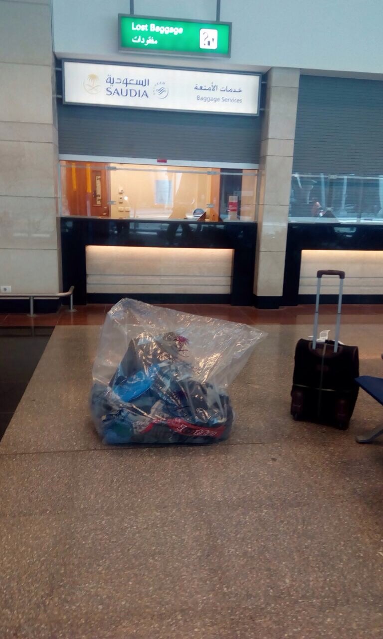 1 تلف محتويات حقيبة راكب القادمة من الخطوط السعودية بمطار القاهرة