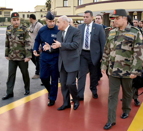 وزير الدفاع يغادر إلى المجر فى زيارة رسمية