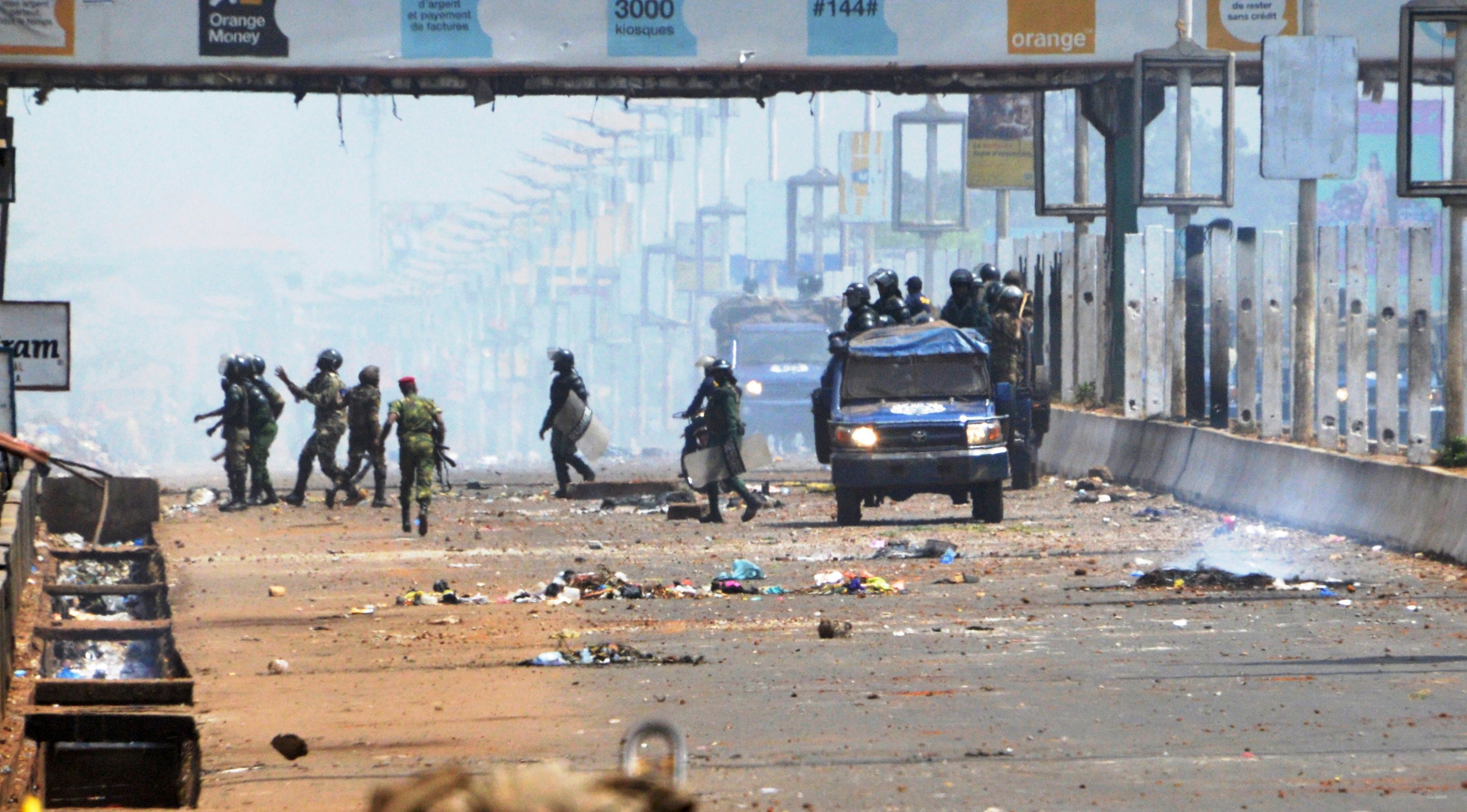 قوات الأمن تنتشر لمنع المظاهرات