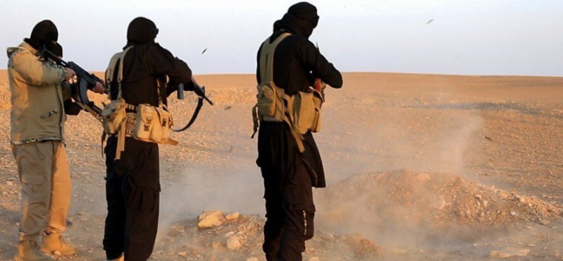 اعدام داعش عناصر من الجيش العراقي