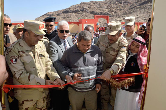 القوات المسلحة ومؤسسات المجتمع المدنى تفتتح معهدين أزهريين بمحافظة جنوب سيناء